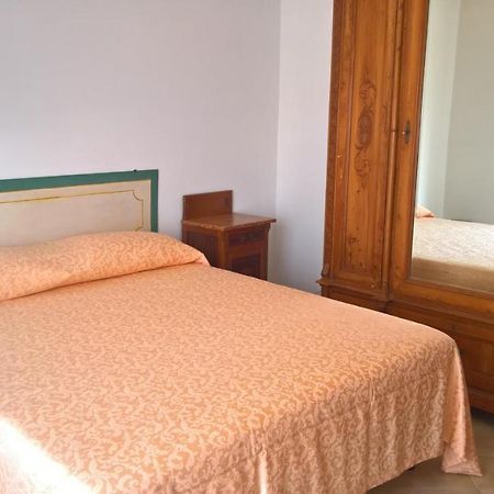 Suite Fronte Spiaggia - 50M Dalla Spiaggia Trapani Exterior photo